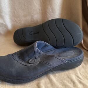 Clark's Navy Bendable Slip-On Mules Clogs Leather Upper sz 9 M